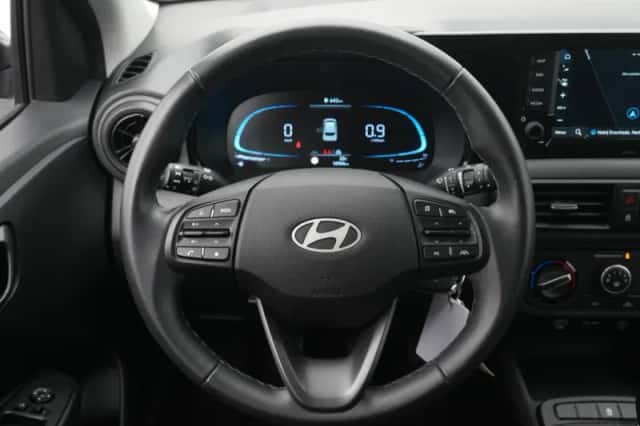 Hyundai i10 (2025) thumbnail 3