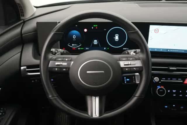 Hyundai Tucson (2025) thumbnail 3