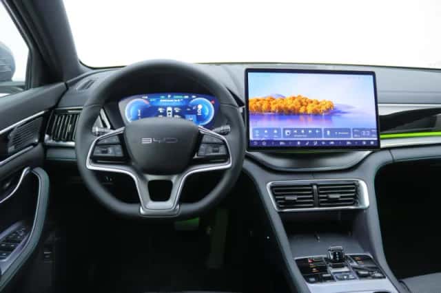 BYD Seal U (2026) thumbnail 2