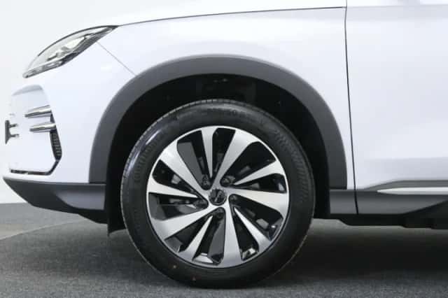 BYD Seal U (2026) thumbnail 6