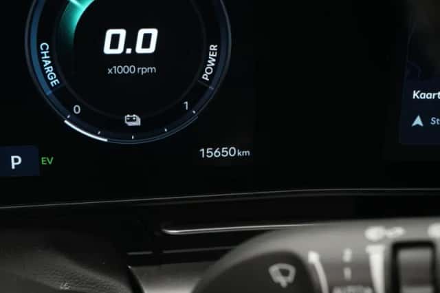 Hyundai Kona (2025) thumbnail 3