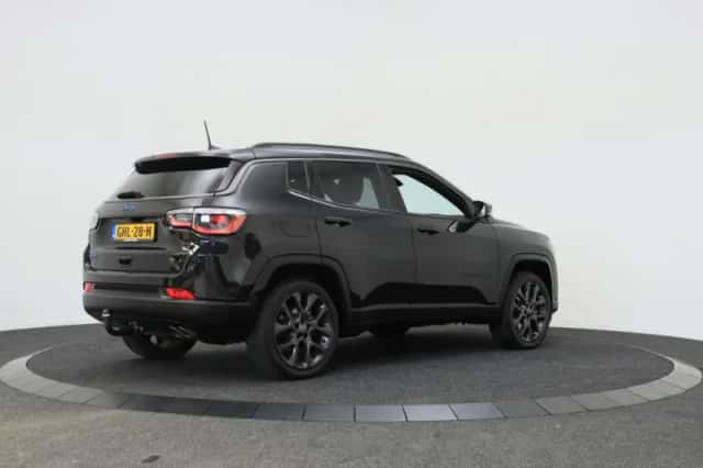 Jeep Compass (2021) thumbnail 1