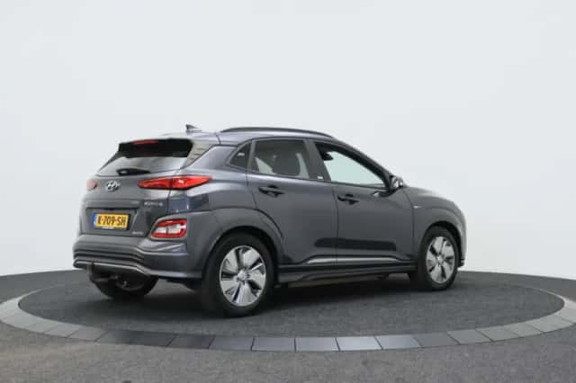 Hyundai Kona (2020) thumbnail 2