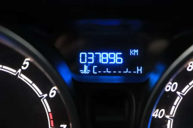 Ford Fiesta (2013) thumbnail 4