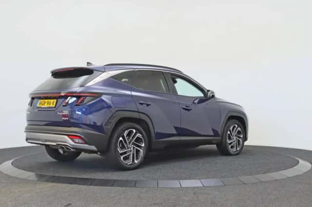 Hyundai Tucson (2025) thumbnail 2