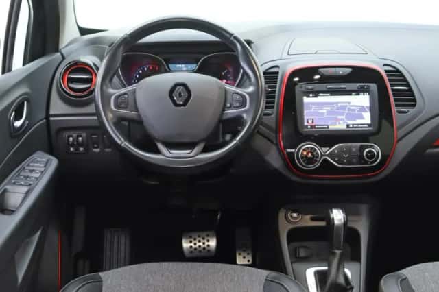 Renault Captur (2019) thumbnail 3