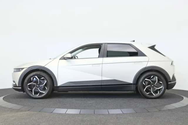 Hyundai Ioniq 5 (2022) thumbnail 6