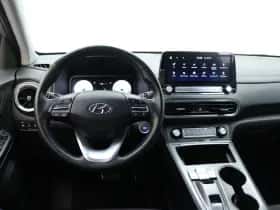 Hyundai Kona (2023) thumbnail 3