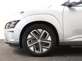 Hyundai Kona (2023) thumbnail 7