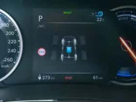 Genesis GV70 (2022) thumbnail 4