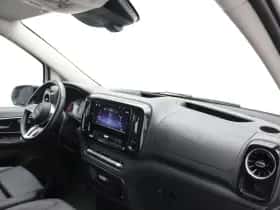 Mercedes-Benz Vito (2024) thumbnail 16
