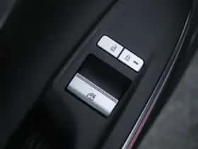Genesis GV70 (2022) thumbnail 17