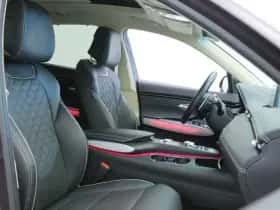 Genesis GV70 (2022) thumbnail 22