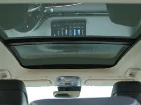 Genesis GV70 (2022) thumbnail 4