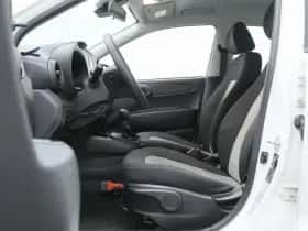 Hyundai i10 (2020) thumbnail 14