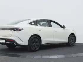 BYD Seal (2025) thumbnail 2