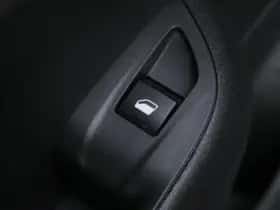 Opel Crossland (2023) thumbnail 16
