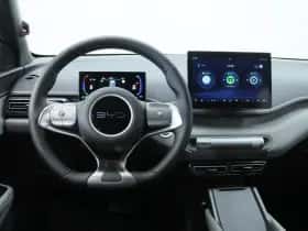 BYD Dolphin (2026) thumbnail 3