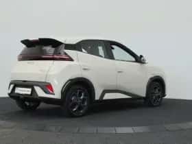 BYD Dolphin (2026) thumbnail 2