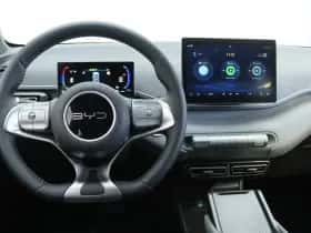 BYD Dolphin (2026) thumbnail 3