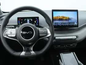 BYD Dolphin (2026) thumbnail 3