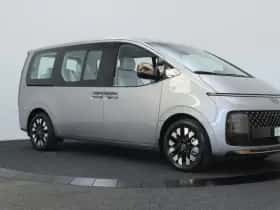 Hyundai Staria (2025) thumbnail 12
