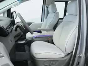 Hyundai Staria (2025) thumbnail 14