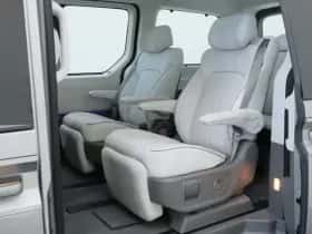 Hyundai Staria (2025) thumbnail 16