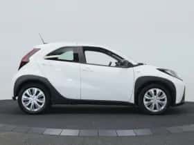 Toyota Aygo (2023) thumbnail 12