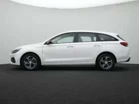 Hyundai i30 (2022) thumbnail 6