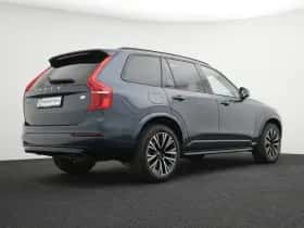 Volvo XC90 (2022) thumbnail 2