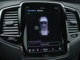 Volvo XC90 (2022) thumbnail 42