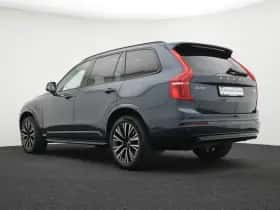 Volvo XC90 (2022) thumbnail 8