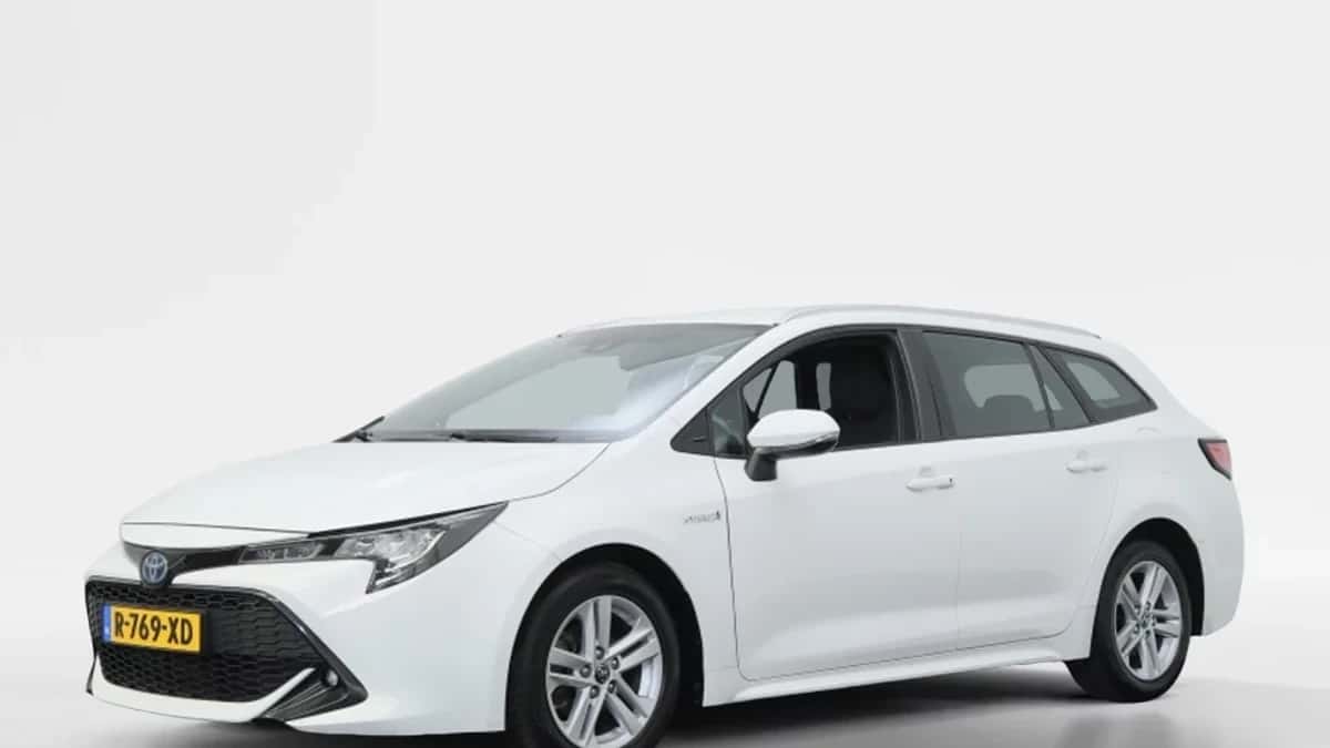 Toyota Corolla (2022) — foto 1