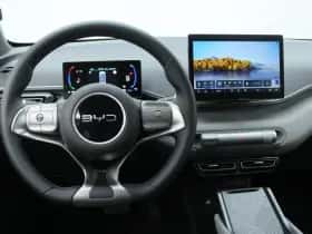 BYD Dolphin (2026) thumbnail 3