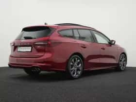 Ford Focus (2023) thumbnail 2