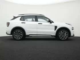 Lynk & Co 01 (2025) thumbnail 11