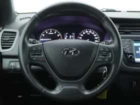Hyundai i20 (2017) thumbnail 25