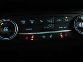 Ford Fiesta (2019) thumbnail 38
