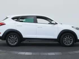 Hyundai Tucson (2017) thumbnail 11