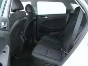 Hyundai Tucson (2017) thumbnail 15