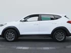 Hyundai Tucson (2017) thumbnail 6