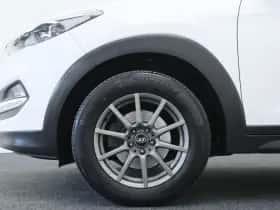 Hyundai Tucson (2017) thumbnail 7