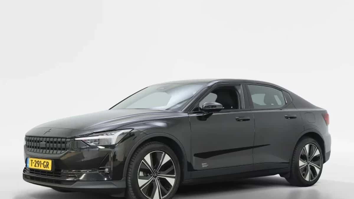 Polestar 2 (2023) — foto 1