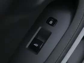 Polestar 2 (2023) thumbnail 17