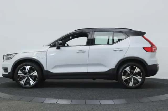 Volvo XC40 (2022) thumbnail 6