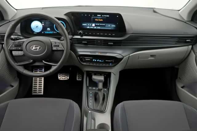 Hyundai Bayon (2025) thumbnail 3
