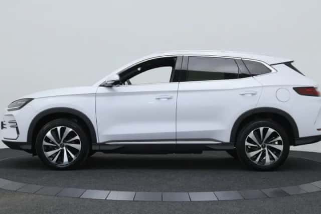 BYD Seal U (2026) thumbnail 6
