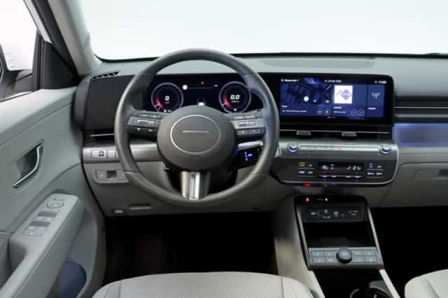 Hyundai Kona (2025) thumbnail 3