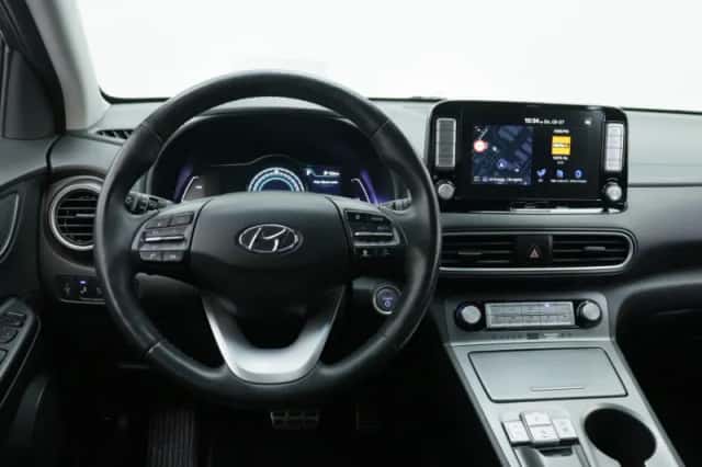 Hyundai Kona (2019) thumbnail 3